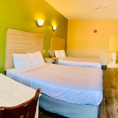 Weston Inn & Suites Rusk ภายนอก รูปภาพ