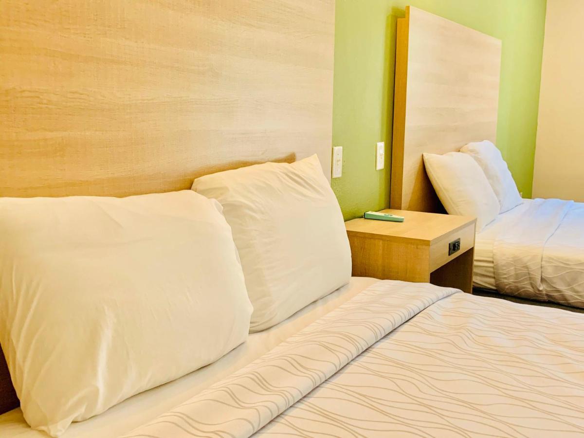 Weston Inn & Suites Rusk ภายนอก รูปภาพ