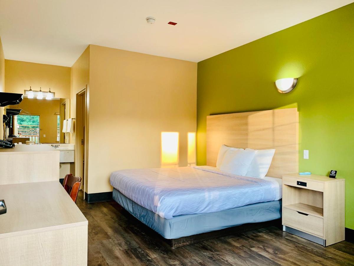 Weston Inn & Suites Rusk ภายนอก รูปภาพ