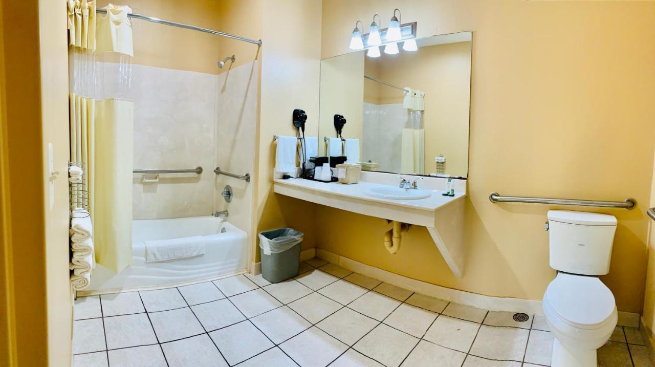 Weston Inn & Suites Rusk ภายนอก รูปภาพ